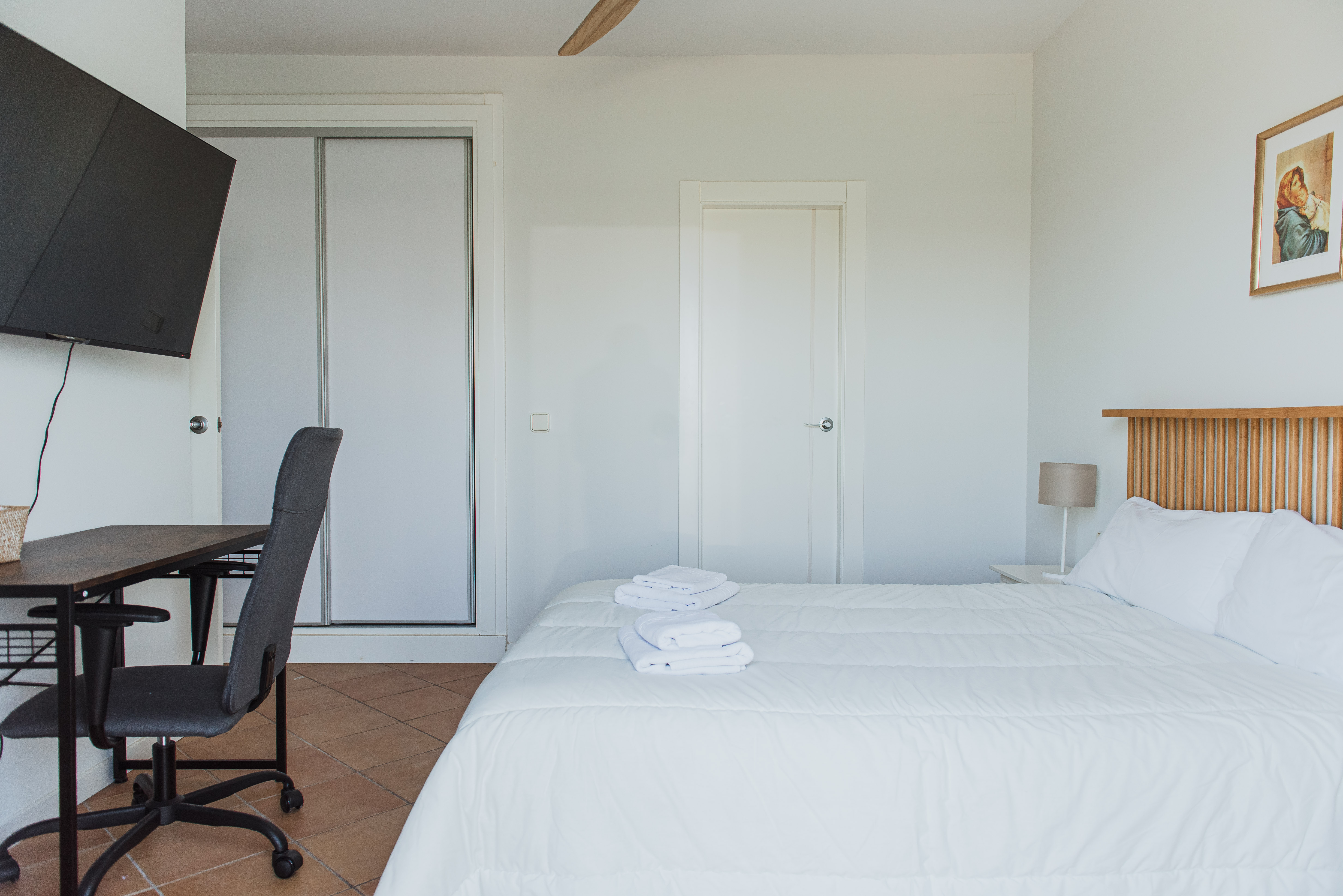 Escritorio habitación principal